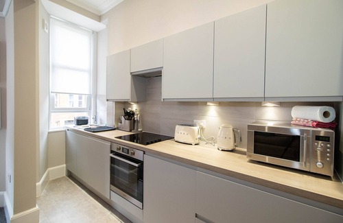 Glasgow Westend Apartment | Nairn Apartment - West End close to University