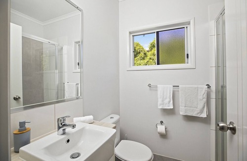 Scotts Head House | NALU, part of the Ohana Surf Bungalows (<5 minute walk to beach and shops).