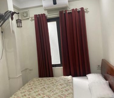 Dong Da Bed & Breakfast | Nam Cường Motel - Phòng đơn có cửa sổ thoáng mát khép kín - Thang máy