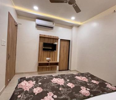 Faizabad House | NAMAHSTAY AYODHYA