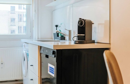 Schwetzingerstadt/Oststadt Apartment | namastay! Modern living in the heart of Mannheim