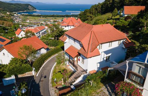 Mulgol House | Namhae Frankfurt Pension