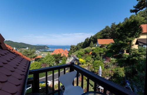 Mulgol House | Namhae Frankfurt Pension