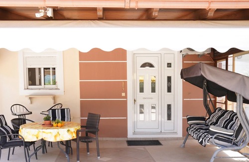 Agia Apartment | Nana apt - Home near city