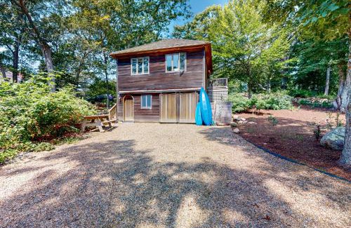 West Tisbury House | Nana's Rear Treehouse