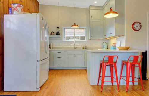 Phippsburg Cottage | Nancy Cottage - Spacious retreat on Popham Beach with A/C!