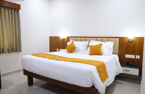 Tirupati Hotel | Nanda Mohan Residency