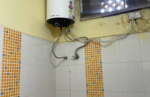 Srinagar Colony Hotel | Nandini Guest House