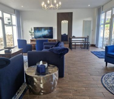 Neath House | Nant Melyn Farm Apartment