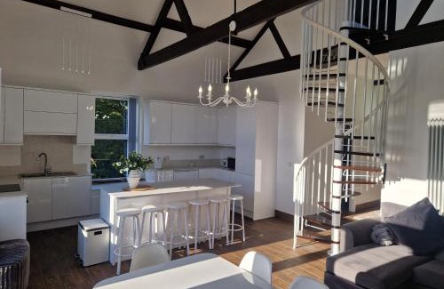 Neath House | Nant Melyn Farm Apartment