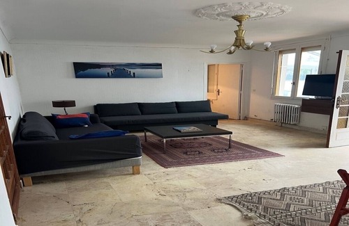 Bout des paves-Chene des Anglais House | Nantes House sleeps 7 Quick access all directions Airport