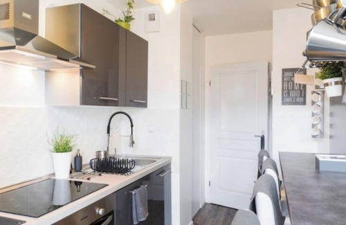 Coudray Apartment | NANTES North center at the edge of Erdre, Vast bright appt & calm (2 rooms)