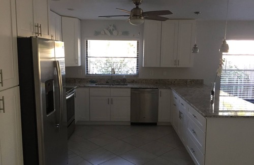 Naples Park House | Naples Pool Home, Walk to Vanderbilt Beach & Mercato