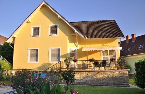 Tihany Apartment | Napsugár Vendégház