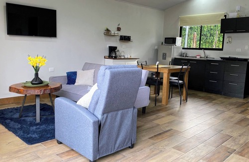 San Isidro Cabin | Naranjo Lodge – Peaceful Cabin Near San Gerardo de Dota, Nature & Birdwatching