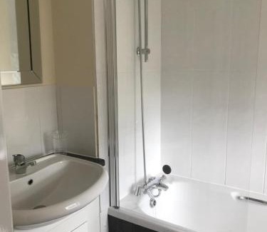 Sandbach House | Narrowboat Cottage