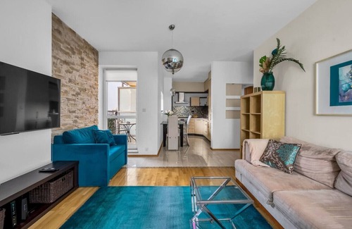 Nowa Praga Apartment | National Stadium - 7th Floor, Parking and Balcony - by Rentujemy