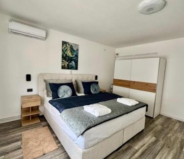 Veliko Trojstvo Villa | Natura Lux Holiday House with Pool and Jacuzzi