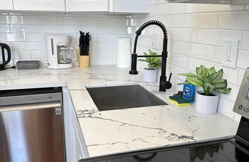 Mid-City House | Natural Historic New Orleans Home 7 Mins to FQ!