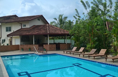Polgasowita House | Natural Park surrounded by nature between the rice fields and tropical plants