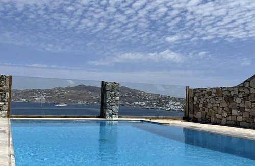Kanalia Villa | Natural Stone Villa has amazing view in town and aegean private pool free park