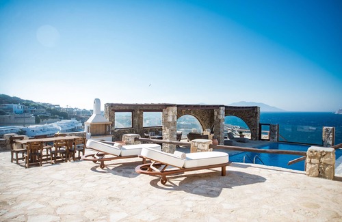 Kanalia Villa | Natural Stone Villa has amazing view in town and aegean private pool free park