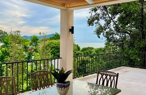 Bang Sare Villa | Natural Villas - Front Beach Luxury 3 bedrooms Villa Private pool Na Jomtien
