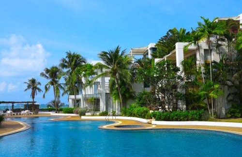 Chakphong House | Natural Villas -Front Samet Beach house with Pool