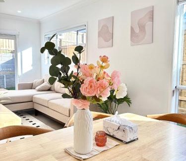 Brisbane House | Nature at Your Doorstep – New House, Easy Vibes