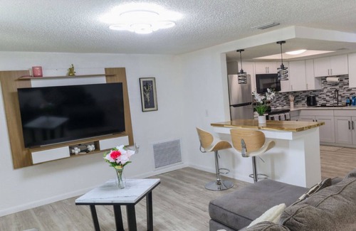 Port Richey House | Nature getaway in Port Richey Nature getaway in Port Richey.