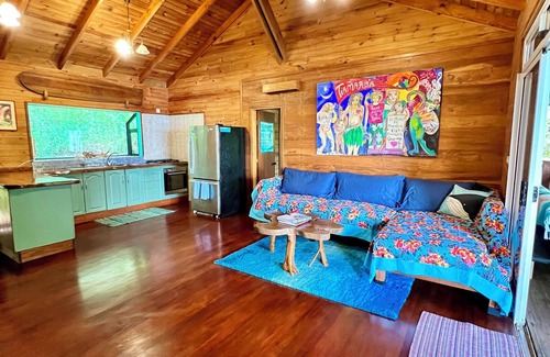 Huahine House | Nature lover's paradise ~ Luxurious home with private beach & great snorkeling!