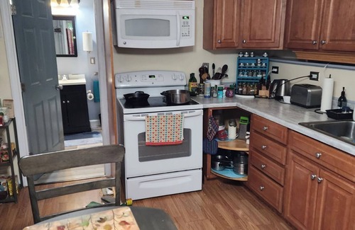 New Paltz Apartment | Nature Lover's Secluded Hideaway! Available August 8th -September 8th, 2023