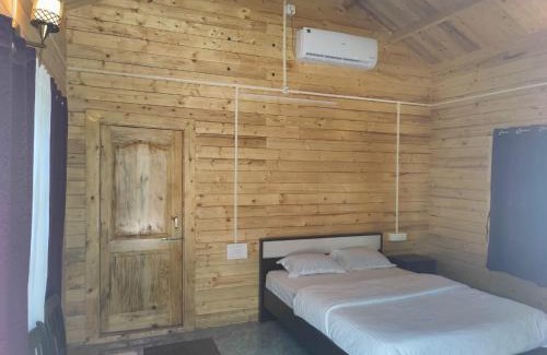 Timbholi House | Nature trinket retreat