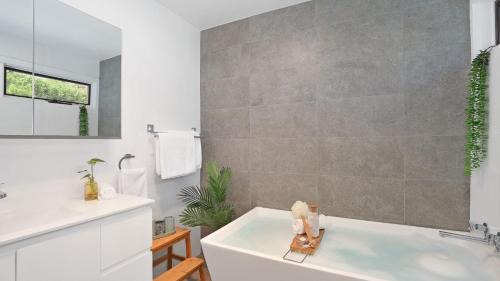 Moss Vale House | Natures Nest on Nari