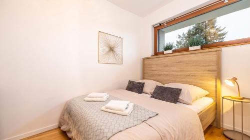 Voehringen Apartment | NaturOase, Moderne Architektur - Arbeitsplatz - Klimaanlage - Parkplatz - Waschmaschine