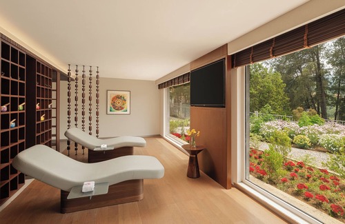 Naukuchiyatal Villa | Naukuchia House, Naukuchiatal - IHCL SeleQtions