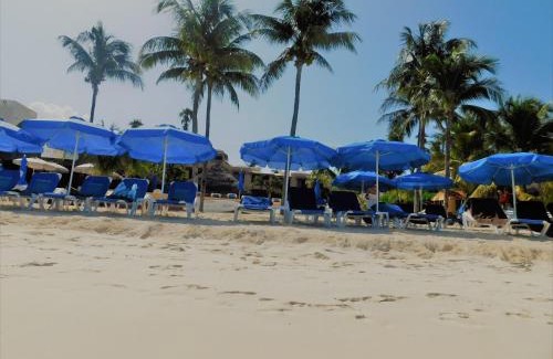 Centro - Supmza 001 Apartment | Nautibeach Beach Front Condos in North Beach