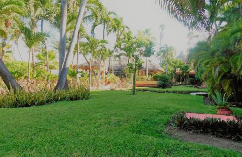 Centro - Supmza 001 Apartment | Nautibeach Beach Front Condos in North Beach