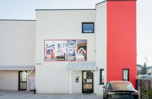 Wiener Neustadt Apartment | Nava Motel & Storage
