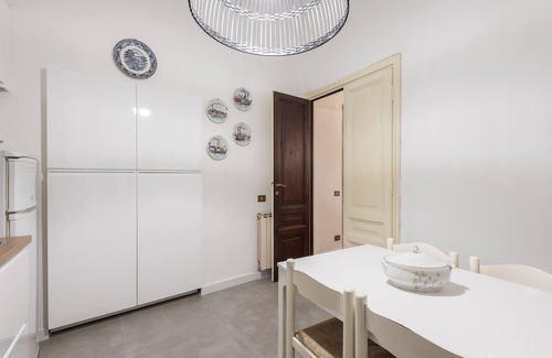 Rione V Ponte Apartment | NAVONA ART GALLERY APARTMENT