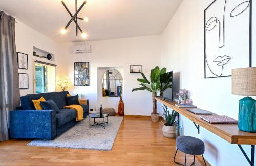 Rione VI Parione Apartment | Navona design rooftop