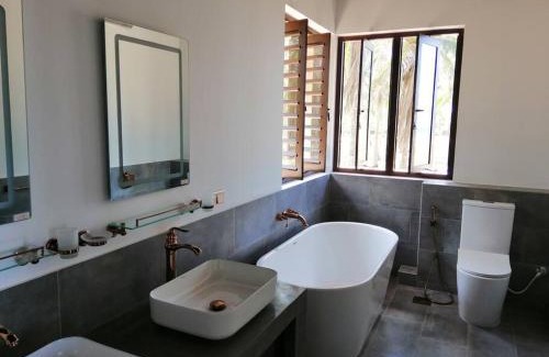 Mundalama Villa | Nayan's Paradise Beach Villa
