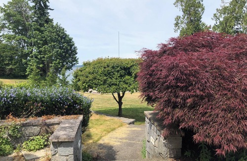 Kingston Cottage | nBeach Access Air Conditioned Modern Cottage At Gateway To Olympic National Park