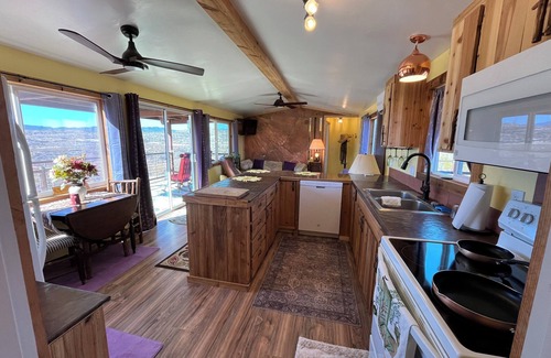 Rimrock Cottage | nCozy Copper Casita on Guardian Ridge! Sedona Views/Pets/Private/2 acres