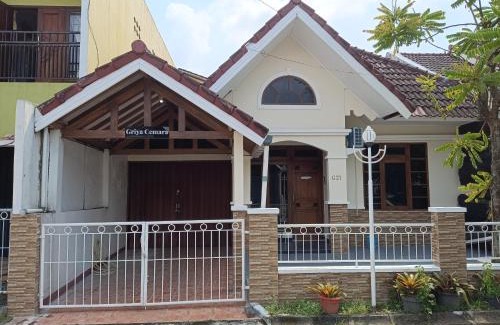 Depok House | Ndalem Cemara Homestay