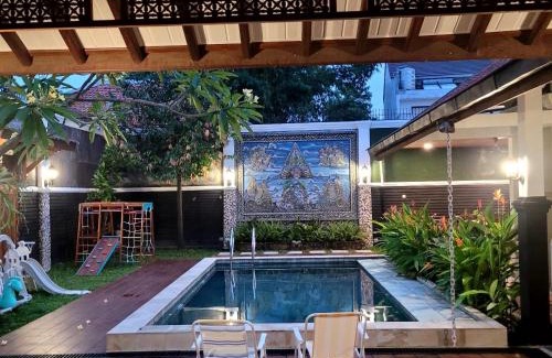Solo City Centre Bed & Breakfast | Ndalem Srigading Villa Solo