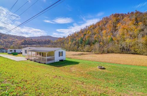 Eriline Cottage | Near ATV & Hiking Trails: Home w/Deck in Oneida!