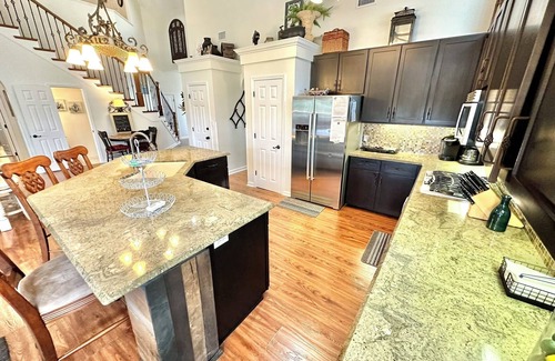 Sandestin Villa | Near Beach 3BR 3.5BA with Loft Sleeps 10 2 Golf Carts