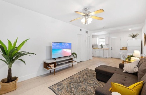 Victoria Park Apartment | Near Beach and Las Olas, 1 bedroom Apartment