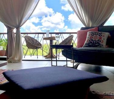 Tulum Apartment | Near Beach+Jungle Views. King bed+220 megs+2 bikes